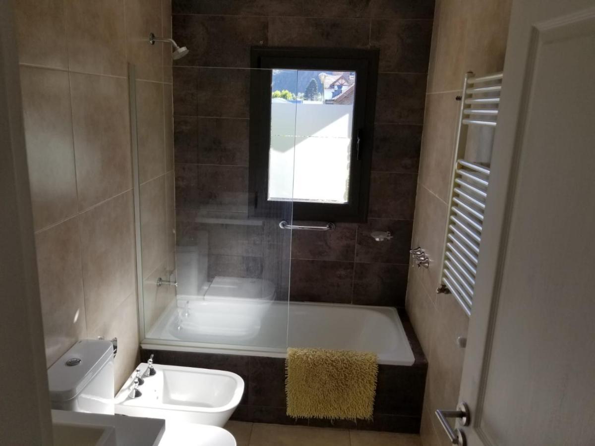 Hermoso departamento 2 ambientes con balcón! Drury San Martín de los Andes Exterior foto